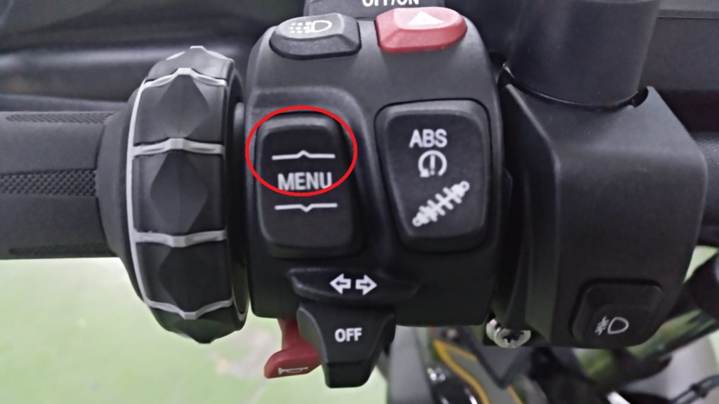 Botón MENU ARRIBA en modelos BMW con TFT